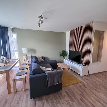 アパート Familienurlaub Am & Wellness In Der Naehe ジブヌベク